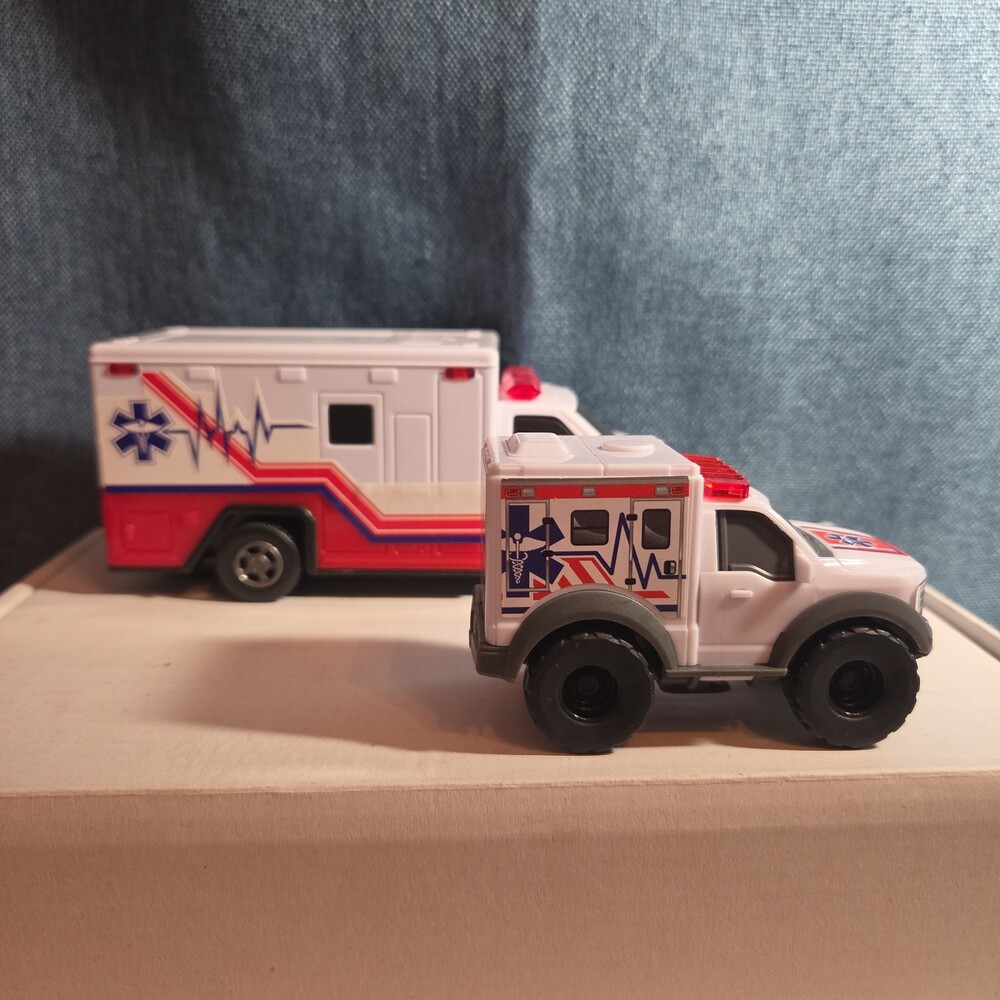 Fire Truck Ambulance Lot 6pc Emergency Rescue Play Set - Picture 14 of 16
